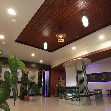 Hotel Darshan Amreli Esterno foto
