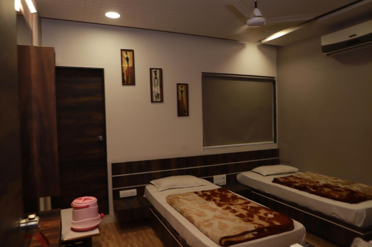 Hotel Darshan Amreli Esterno foto