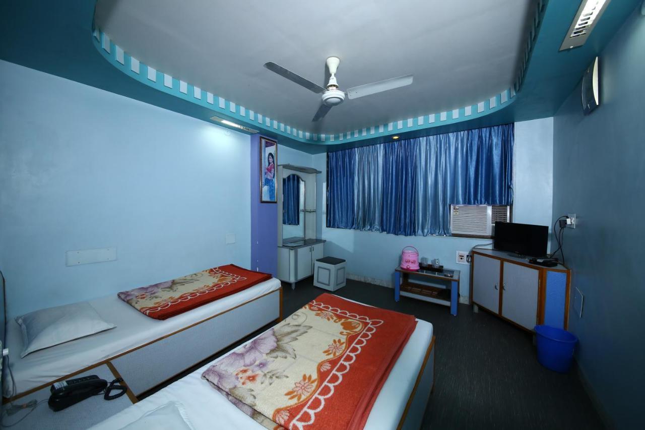 Hotel Darshan Amreli Esterno foto
