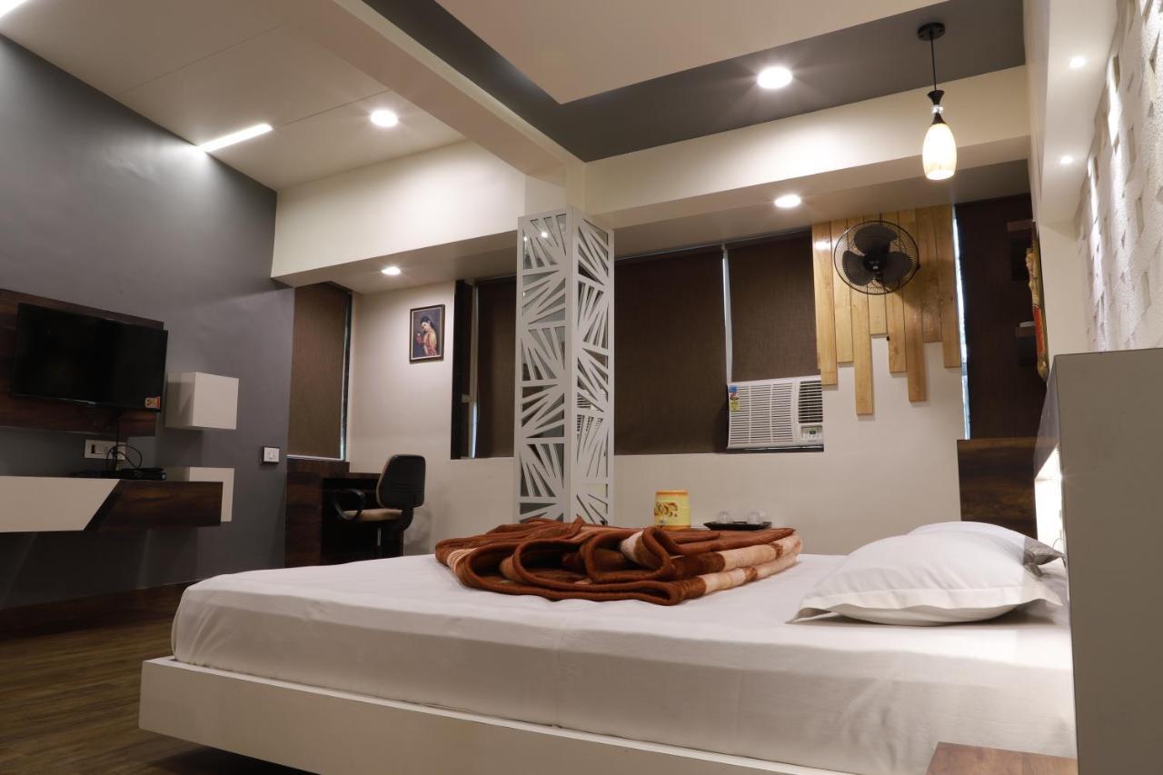 Hotel Darshan Amreli Esterno foto