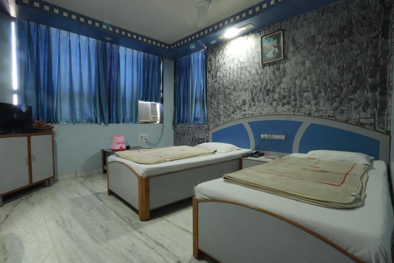 Hotel Darshan Amreli Esterno foto